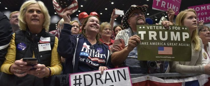  Trump in Iowa: "Vi restituirò i posti in fabbrica"