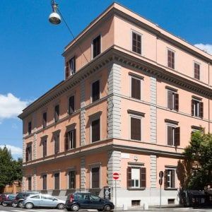Povertà, donne in difficoltà potranno partorire alla clinica Santa Famiglia di Roma 