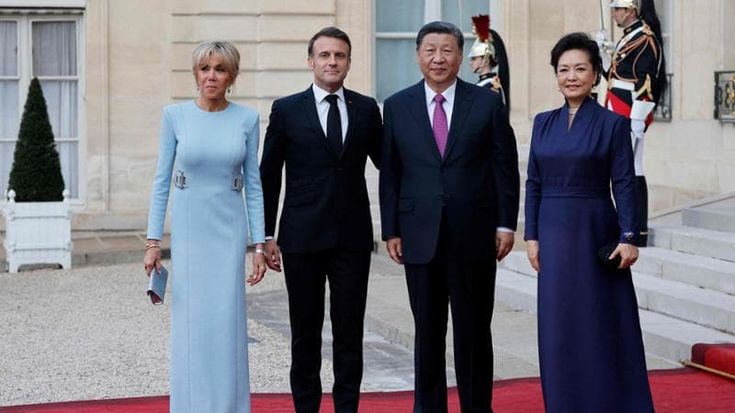 “La minaccia di Putin è una mossa pericolosa”. E Macron spinge Xi sulla tregua olimpica