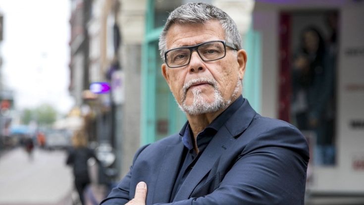 L'uomo che volle farsi giovane: "L'età anagrafica è una prigionia"
