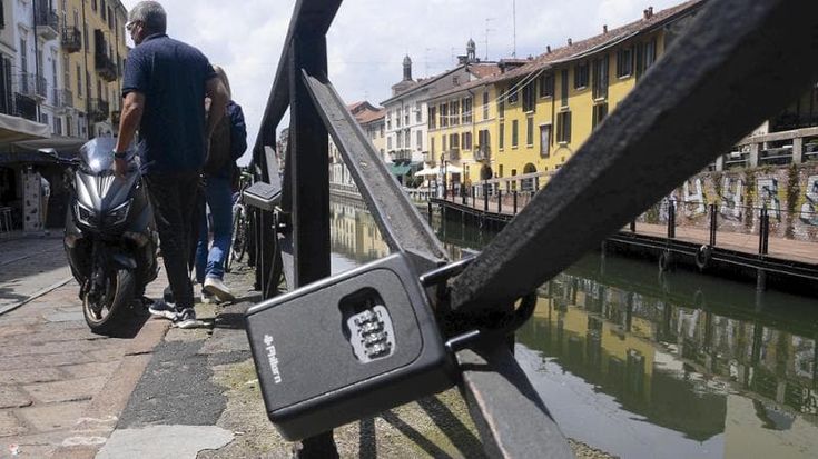 Milano, meno eventi e pubblico più selettivo: arriva la frenata degli affitti brevi