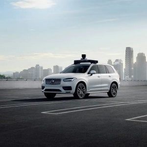 Il taxi-robot nelle vie di Shanghai