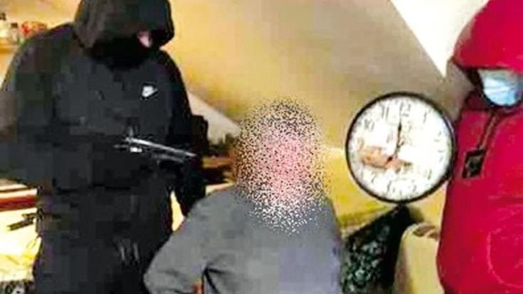 Guerra tra clan, rapimenti come in Romanzo criminale. “Tuo padre fa la fine del barone Rosellini”