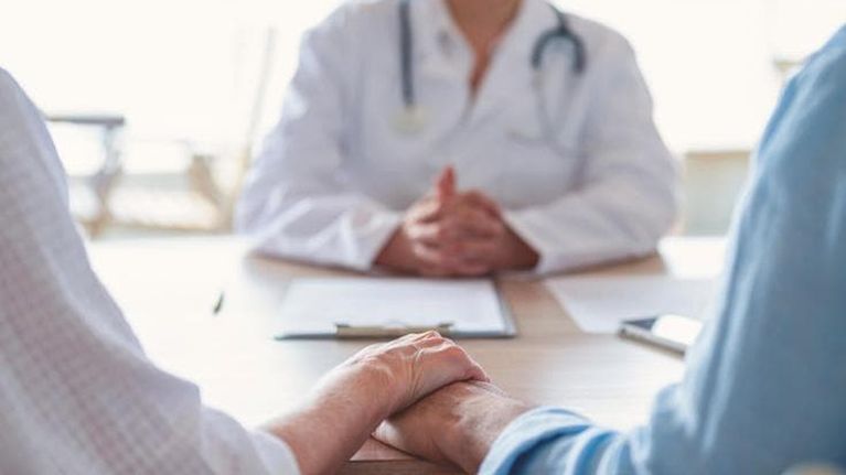 L’incertezza economica e lavorativa fa rinviare la gravidanza e la fertilità ne risente