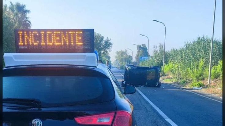 Smart ribaltata a Giugliano, Francesco D’Alterio arrestato per omicidio stradale: morta bimba di 8 anni, la sorella era nel bagagliaio