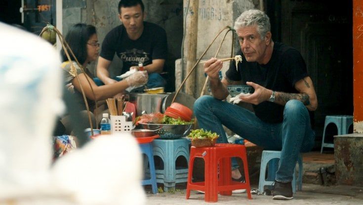 I viaggi, le dipendenze, gli amori, la morte: ecco il film che racconta il vero Anthony Bourdain