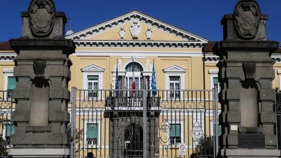 Coronavirus, i primi test del vaccino italiano: "Gli anticorpi bloccano virus"