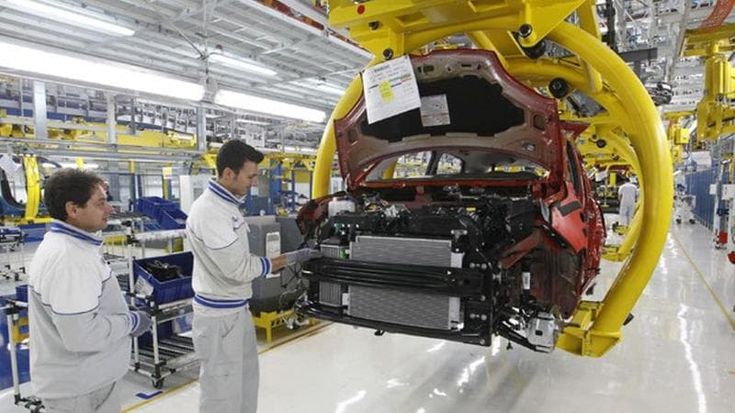 Stellantis e Accenture insieme per una produzione industriale guidata dall’Intelligenza artificiale