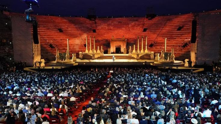 Ascolti tv, Italia loves Unesco su Rai 1 vince la serata e batte la serie turca di Canale 5