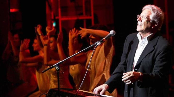 Gli amori di Peppino di Capri: Roberta Stoppa, Giuliana Gagliardi e la vita che diventava canzone