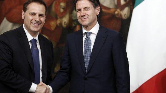 Caso Siri, M5S: "Il sottosegretario si deve dimettere"