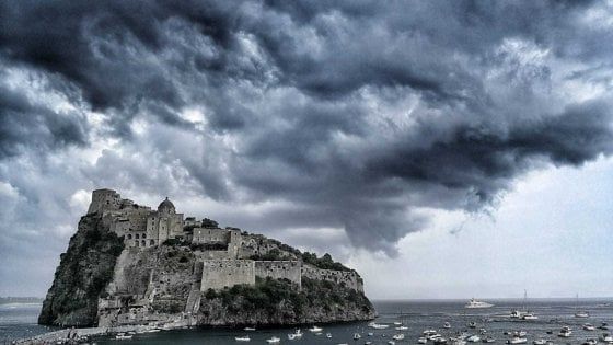 Ischia, il Castello invita gli isolani: visite gratis per due settimane
