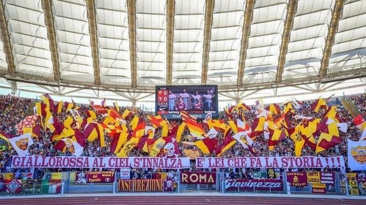 Derby, la protesta della Sud divide i romanisti tra chi entrerà allo stadio e chi resterà fuori