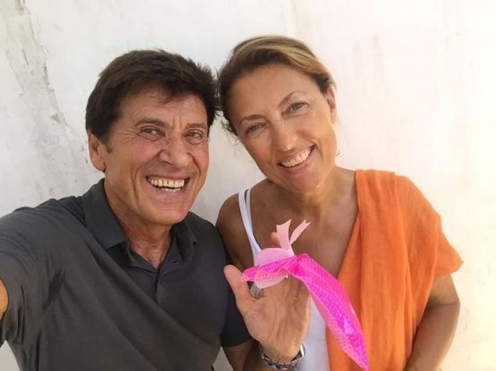 Gianni romantico: un regalo alla "dolce" Anna