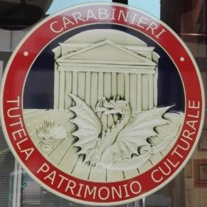 Noto, sequestrati quattro falsi De Chirico. Erano esposti ad una mostra