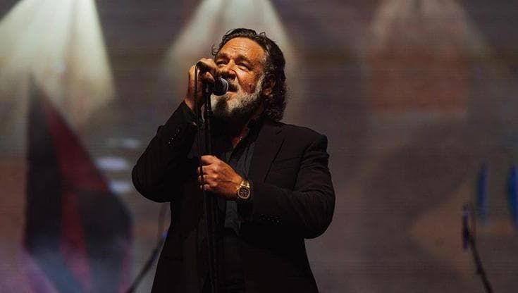 Venezia, il programma di oggi: il “ritorno a Buenos Aires” di Bechis e Russell Crowe rocker