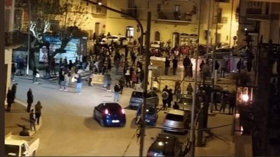 Coronavirus, a San Marco in Lamis il rito del Venerdì santo con 100 persone in piazza
