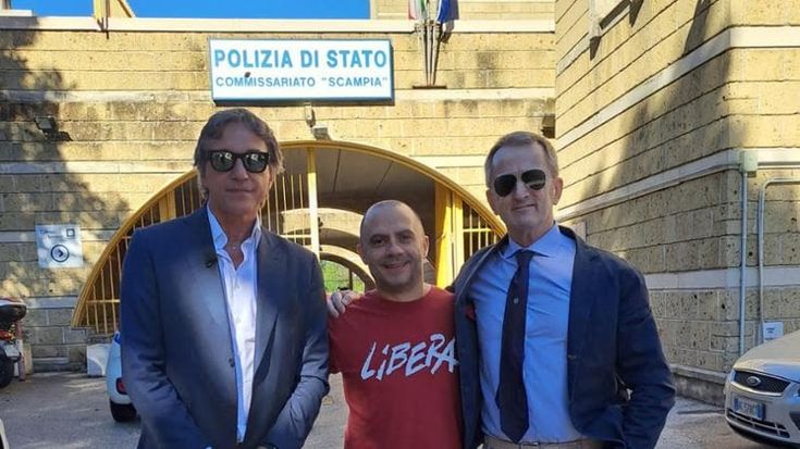 Daniele Sanzone: “Racconto i due poliziotti che vinsero a Scampia”