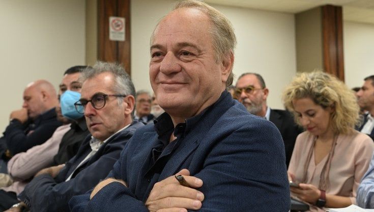 Il presidente dell'Antimafia siciliana: "D'Alema sbaglia a fare il lobbista. Schifani imputato rischia di essere un'anatra zoppa"