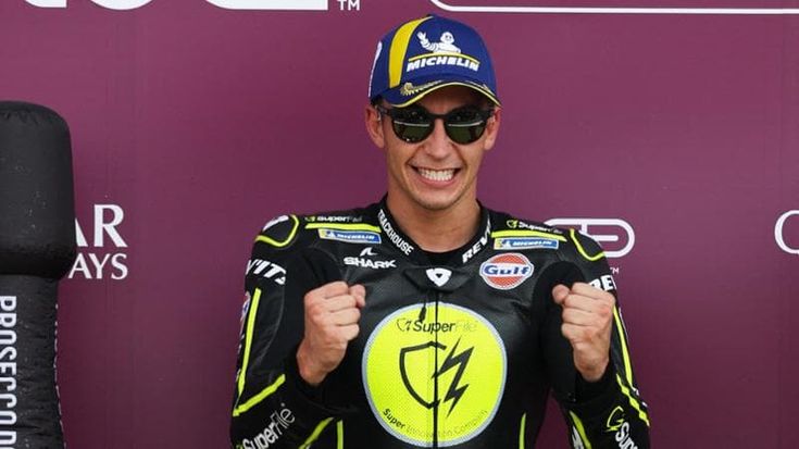 Fernandez domina a Silverstone, Bezzecchi si prende un super podio. Indietro Marc Marquez