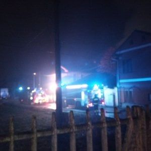 Settimo, brucia lavanderia industriale: ipotesi di incendio doloso