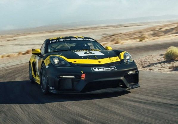 Porsche 718 Cayman GT4 Clubsport