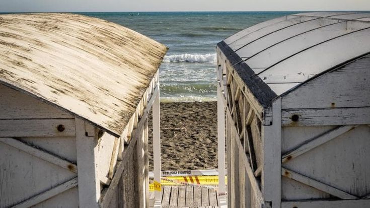 I romani si riprendono il mare di Ostia