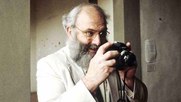 Oliver Sacks e quei cinquant’anni sul lettino dell’analista