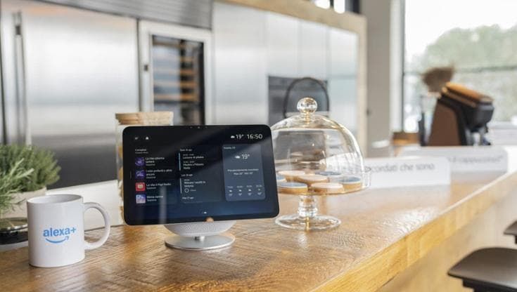 Alexa+ debutta in Italia: come cambia l’assistente Amazon ora che risponde come una persona