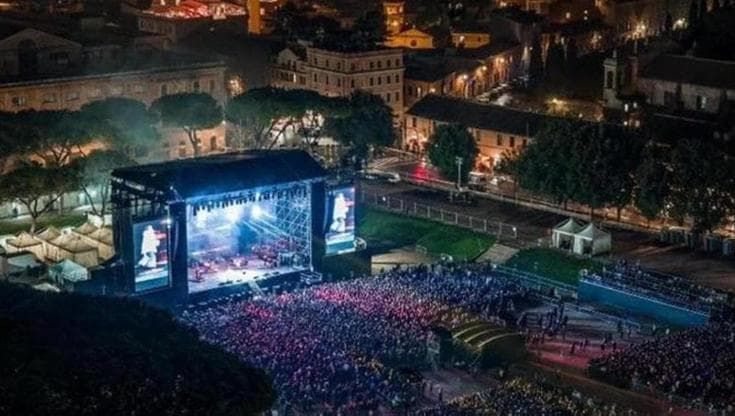 Il nuovo gioco del Canzoniere italiano: scegliete la canzone più brutta degli ultimi anni