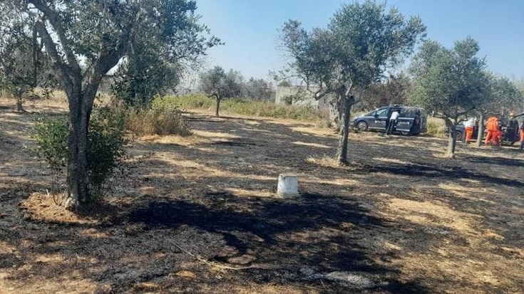 Salento, anziano arso vivo: aveva acceso il fuoco per bruciare le sterpaglie. Ustionato l’amico