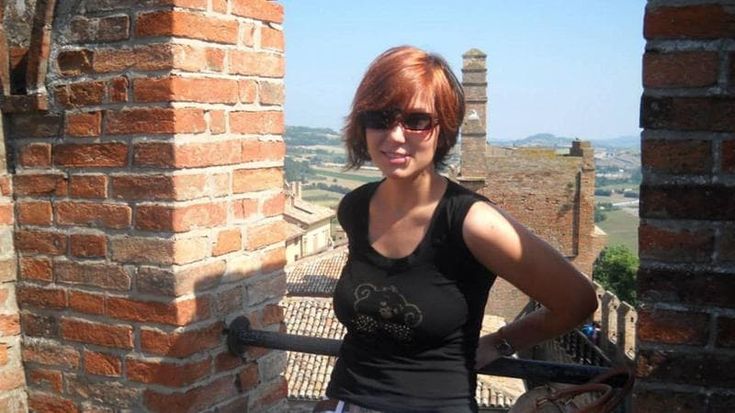 Omicidio Sharon Verzeni, fermato l’uomo in bicicletta. Ha confessato: “L’ho uccisa tanto per farlo”. Prima aveva minacciato col coltello due ragazzi