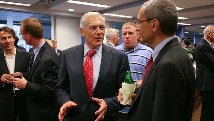 Wesley Clark: “Putin vuole ricostruire l’impero sovietico. L’Occidente lo fermi”