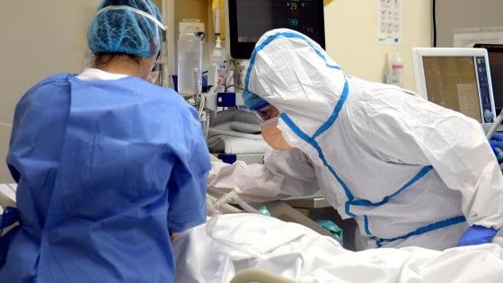 Coronavirus in Lombardia: cala il numero dei malati, continua a rallentare la crescita dei contagi