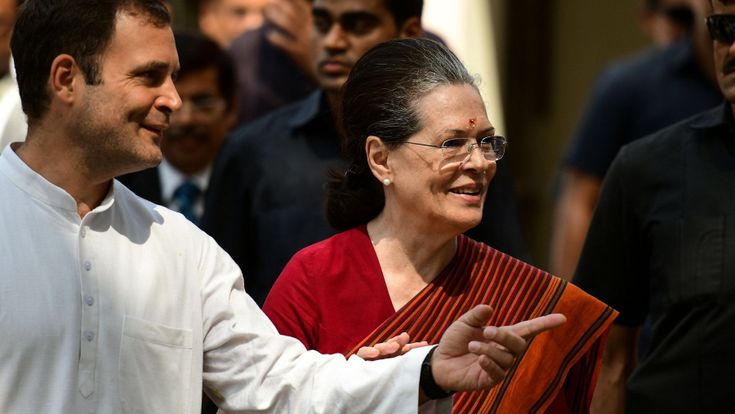 India al voto, il ritorno dei Gandhi e le tre generazioni in cerca di riscatto 