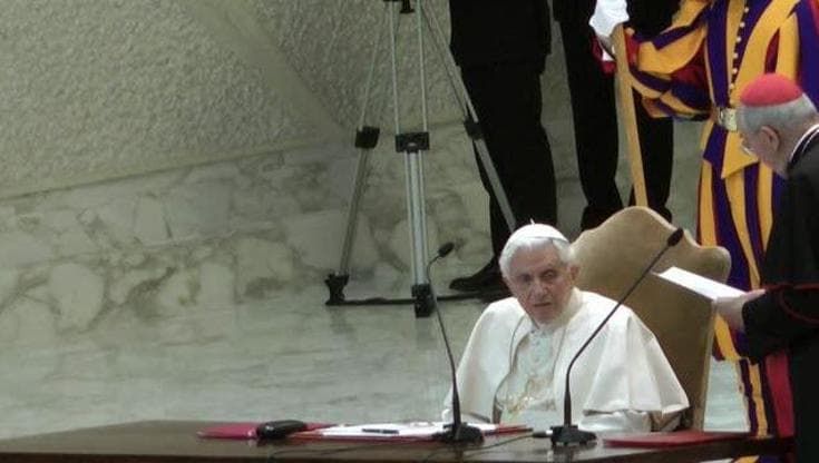 Ratzinger: "Resterò nascosto al mondo"