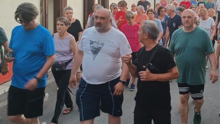Intervista a Luciano Fregonese, il sindaco di Valdobbiadene che per dimagrire riceve i cittadini camminando