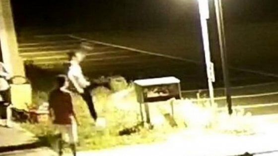 I vandali di Cisano Bergamasco vengono allo scoperto: pronti a pagare per i danni