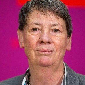 Germania: ministro Ambiente &egrave; omosessuale, esulta il web