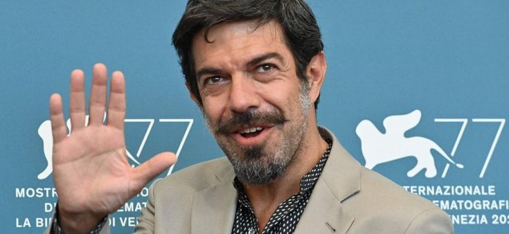 Venezia 77, 'Padrenostro' Favino: "Salvini alla prima? Non l'abbiamo invitato, ma il film non è manipolabile"