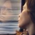 La ragazza del treno: il thriller scorre lungo il finestrino del vagone