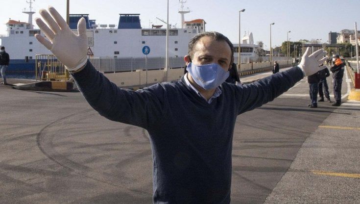 Cateno De Luca: "Io l'anti-Musumeci, lui è la fotocopia della Casta. Meglio Cancelleri o Stancanelli"