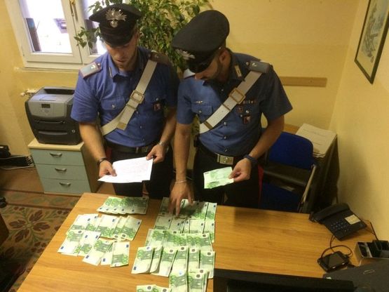Banconote false, due arresti a Savona
