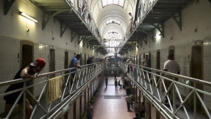 Pianeta carceri, la fotografia 2022: "Quasi 55mila detenuti, quattromila in più della capienza"