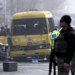 Kabul, kamikaze uccide tre funzionari della Difesa