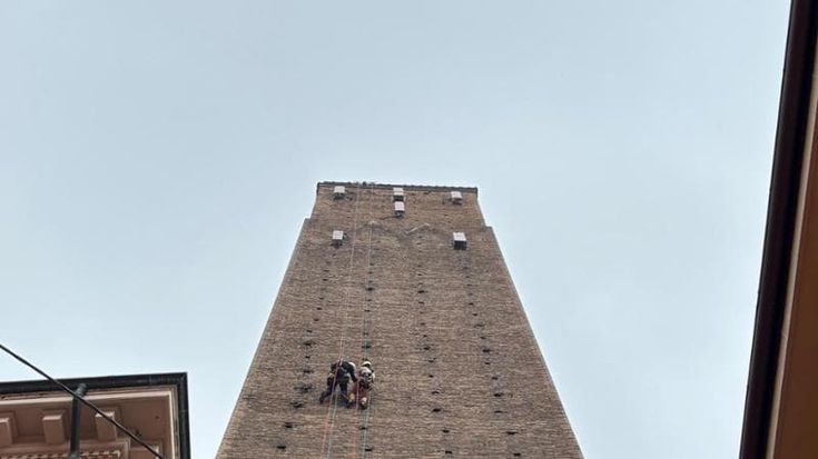 L’impresa mai tentata prima: “Scalerò la torre Prendiparte per sessanta metri”