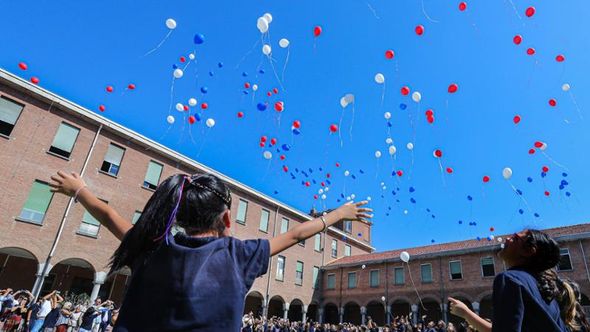 Celle, stop palloncini in aria: chi li fa volare verrà multato