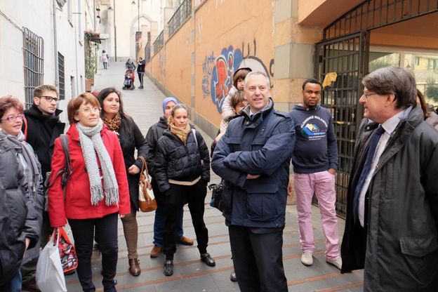 Nuova scuola delle Erbe,<br />al primo giorno c'&egrave; il sindaco