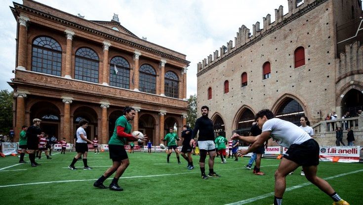 Rugby tra i palazzi storici, successo di pubblico a Rimini