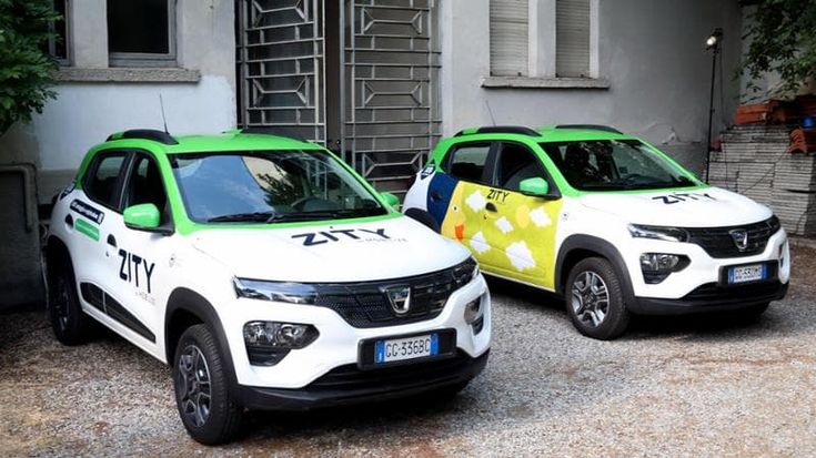 Crisi del car sharing, dal 2018 dimezzati i noleggi in città: Zity dice addio a Milano